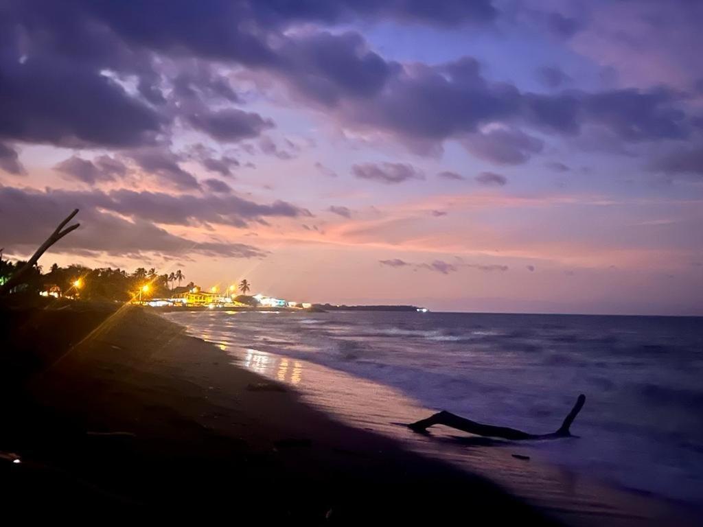 Hotel La Luna Playa El Uverito Las Tablas El Cedro  Dış mekan fotoğraf